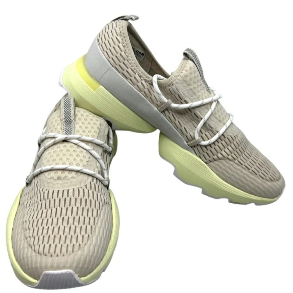 Sorel Trail Barefoot Hiking 6 Knit Mesh Activewear Adventure Sneakers New